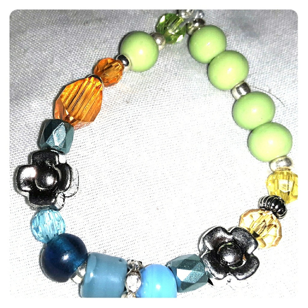 Glass Beaded Stretchy Bracelet